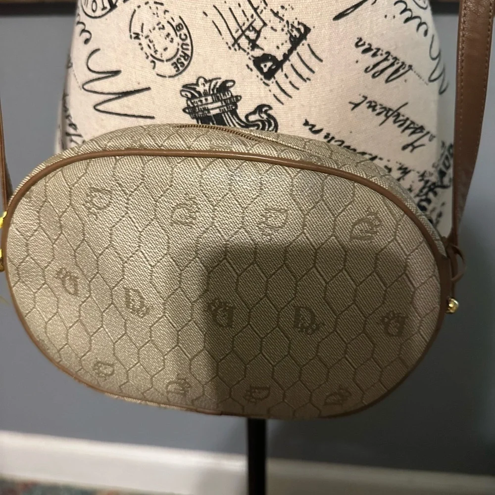 Dior honeycomb crossbody bag with COA Like new. Hard to believe it is vintage - Picture 3 of 10
